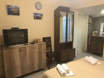 Фотографии Отели эконом-класса Kobuleti Beach Hotel г. Кобулети (Грузия) №3 Фото Отели эконом-класса Kobuleti Beach Hotel г. Кобулети 3