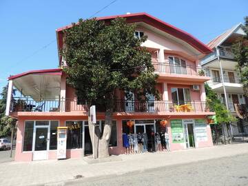 Фотографии Гостевой дом Magnolia Guest House г. Кобулети (Грузия) №1 Фото Гостевой дом Magnolia Guest House г. Кобулети 1