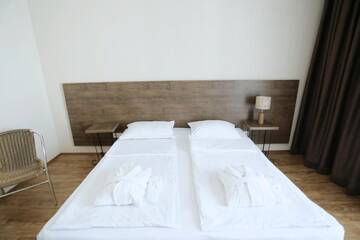 Фото номера Семейный номер с балконом Отель Hotel Homey Kobuleti г. Кобулети 22