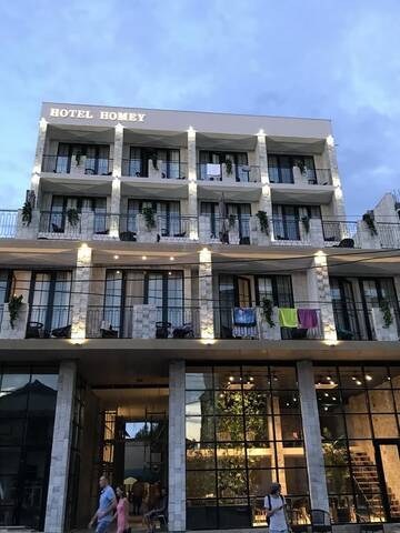 Фото Отель Hotel Homey Kobuleti г. Кобулети 1