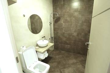 Фото номера Семейный номер с балконом Отель Hotel Homey Kobuleti г. Кобулети 10