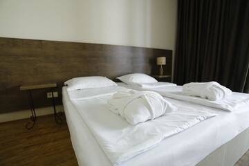 Фото номера Семейный номер с балконом Отель Hotel Homey Kobuleti г. Кобулети 7
