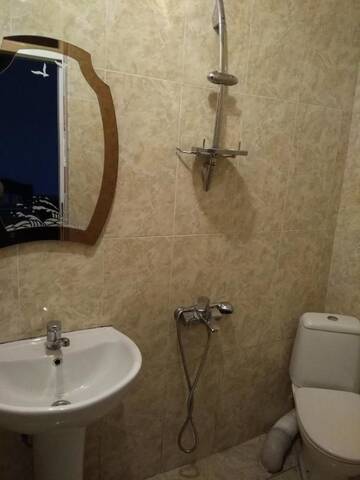 Фото номера Трехместный номер Мини-отель Guest House Nika &amp; Nina г. Кобулети 32