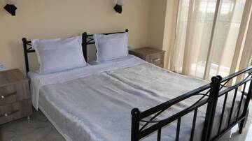 Фото номера Двухместный номер с 2 отдельными кроватями Отель Hotel Like г. Кобулети 20