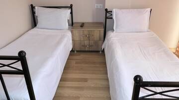 Фото номера Двухместный номер с 2 отдельными кроватями Отель Hotel Like г. Кобулети 29