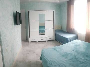 Фото номера Трехместный номер «Комфорт» с душем Гостевой дом Guest House Gugagio г. Кобулети 2