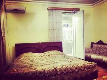 Фото номера Четырехместный номер с душем Гостевой дом Guesthouse Soso г. Кобулети 8