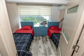 Фото номера Апартаменты с балконом Апарт-отели Black see apartment г. Кобулети 23