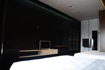 Фото номера Четырехместный номер с балконом Отель Kent Hotel г. Кобулети 7