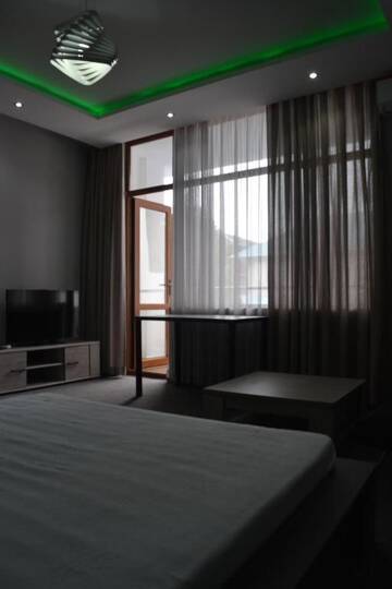 Фото номера Улучшенный двухместный номер с 1 кроватью и видом на море Отель Kent Hotel г. Кобулети 14