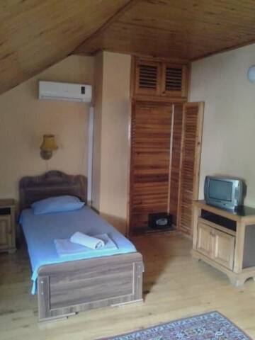 Фото Мини-отель Hotel Sanapiro г. Кобулети 2