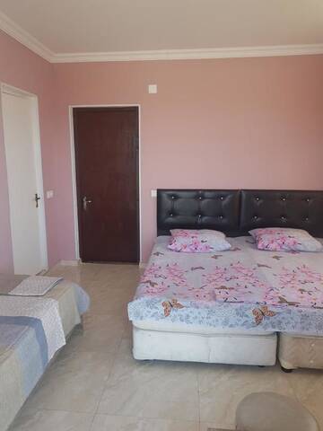 Фото номера Трехместный номер с балконом Курортные отели Hotel Near the Sea г. Кобулети 33