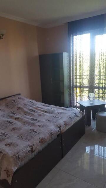 Фото номера Трехместный номер с балконом Курортные отели Hotel Near the Sea г. Кобулети 10
