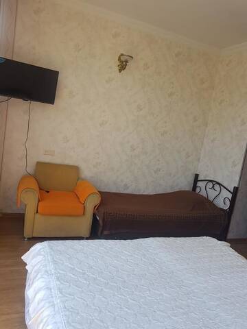 Фото номера Трехместный номер Делюкс Курортные отели Hotel Near the Sea г. Кобулети 2