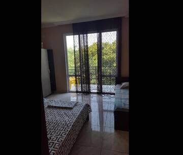 Фото номера Трехместный номер с балконом Курортные отели Hotel Near the Sea г. Кобулети 25