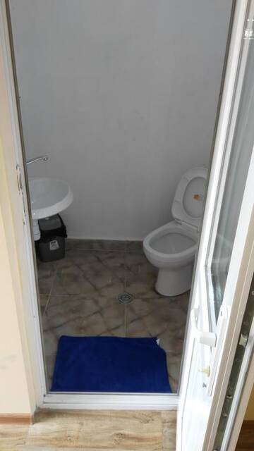 Фото номера Двухместный номер с 2 отдельными кроватями и собственной ванной комнатой Отели типа «постель и завтрак» Private House In Kobuleti г. Кобулети 8