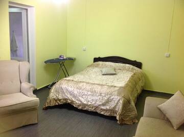Фото номера Четырехместный номер Гостевой дом Guest House Anna г. Кобулети 4