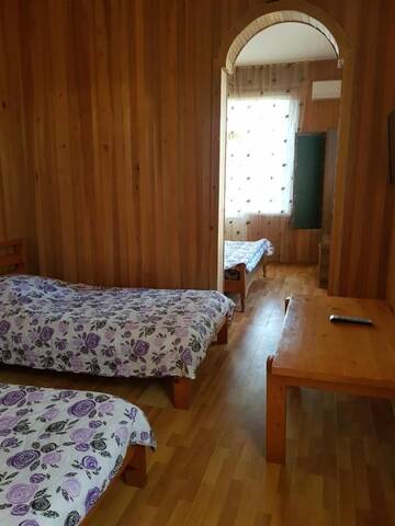 Фото номера Семейный люкс с балконом Гостевой дом Midia Guest House г. Кобулети 6