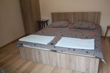 Фото номера Дом с 2 спальнями Дома для отпуска Guest house Romanadze г. Кобулети 2