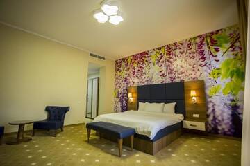 Фото номера Стандартный номер Diana Отель Castello Mare Hotel&amp;Wellness Resort г. Кобулети 3