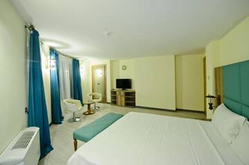 Фото номера Вилла &quot;Афродита&quot; Отель Castello Mare Hotel&amp;Wellness Resort г. Кобулети 10