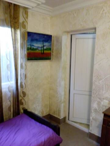Фото номера Классический трехместный номер Курортные отели Mini Hotel on Guramishvili 22 г. Кобулети 5