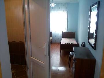 Фото номера Бюджетный двухместный номер с 2 отдельными кроватями Курортные отели Mini Hotel on Guramishvili 22 г. Кобулети 5