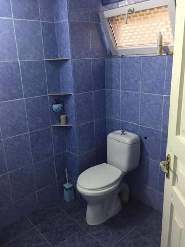 Фото номера Трехместный номер с общей ванной комнатой Гостевой дом Guesthouse in Kobuleti г. Кобулети 2