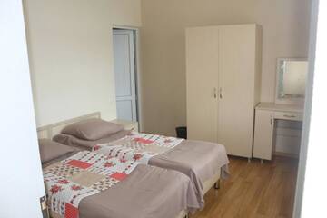 Фото номера Двухместный номер с 2 отдельными кроватями Мини-отель BadriHotel г. Кобулети 33