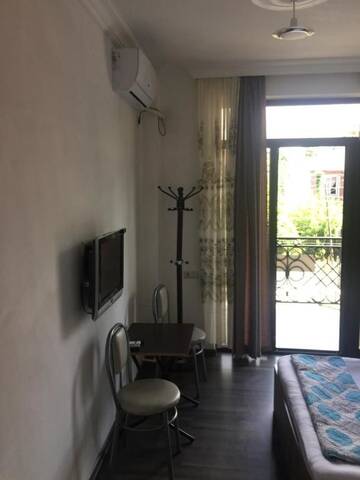 Фото номера Двухместный номер с 1 кроватью Гостевой дом Golden Beach kobuleti г. Кобулети 8