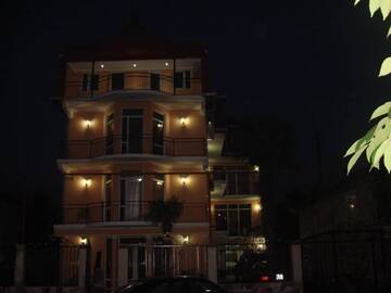 Фото номера Семейный люкс Отель Hotel Resanda г. Кобулети 3