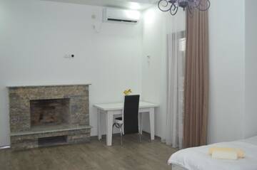 Фото номера Стандартный четырехместный номер Отель Lia Guest House г. Кобулети 10