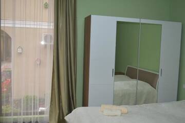 Фото номера Большой двухместный номер с 1 кроватью Отель Lia Guest House г. Кобулети 12