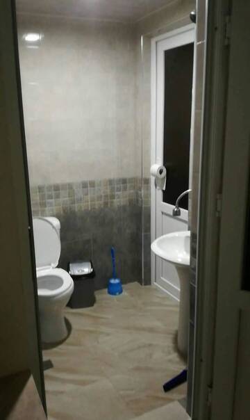 Фото номера Четырехместный номер Гостевой дом Anna Hostel г. Кобулети 4