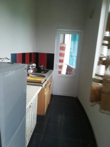 Фото номера Семейный номер Гостевой дом Guest House KOSTAVA STREET N13 г. Кобулети 3
