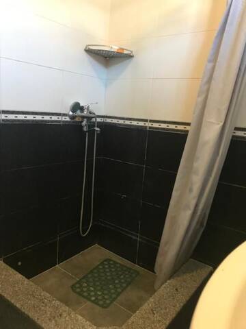 Фото номера Семейный номер с балконом Гостевой дом Jemo guests house г. Кобулети 17