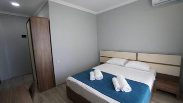 Фото номера Стандартный двухместный номер с 1 кроватью Отель hotel horizon г. Кобулети 17