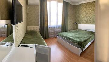 Фото номера Классический трехместный номер Отель Hotel Max г. Кобулети 9