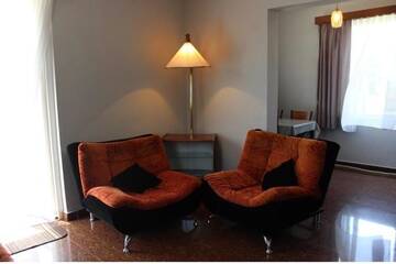 Фото номера Дом с 3 спальнями Дома для отпуска Дом на пляже Black sea House г. Кобулети 55