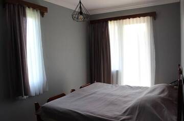 Фото номера Дом с 3 спальнями Дома для отпуска Дом на пляже Black sea House г. Кобулети 63