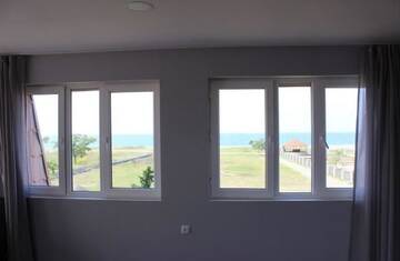 Фото номера Дом с 3 спальнями Дома для отпуска Дом на пляже Black sea House г. Кобулети 70