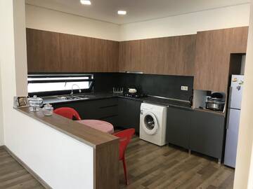 Фото номера Дом с 3 спальнями Дома для отпуска City House г. Кобулети 9