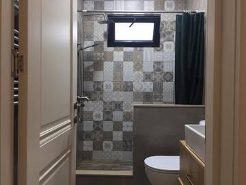 Фото номера Дом с 3 спальнями Дома для отпуска City House г. Кобулети 32