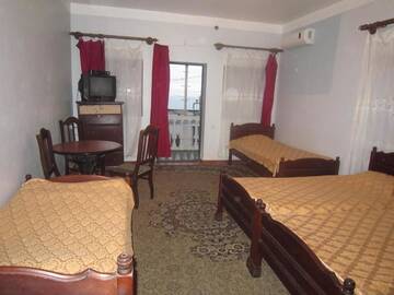 Фото номера Дом с 1 спальней Дома для отпуска Cottage г. Кобулети 14